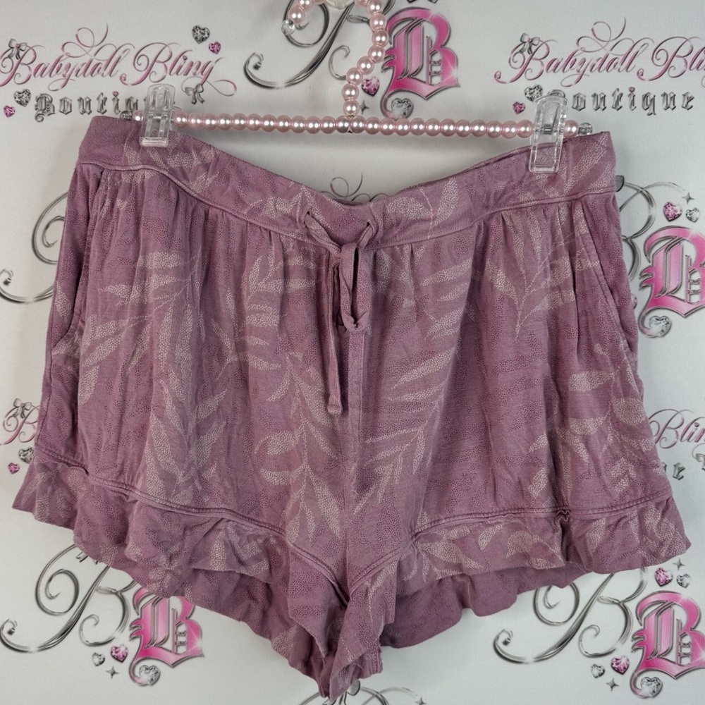 La Vie En Rose shorts ruffle hem bottom leafs dotted comfy Mauve Lounge Shorts